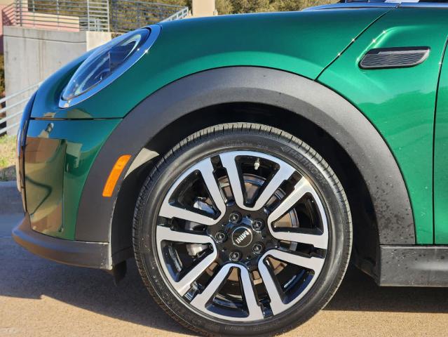 2024 MINI Cooper Hardtop 2 Door Vehicle Photo in PLANO, TX 75024