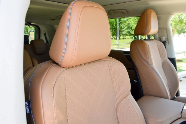2025 INFINITI QX80 Vehicle Photo in Houston, TX 77090
