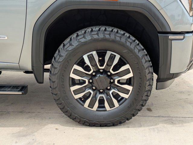 2025 GMC Sierra 2500 HD Vehicle Photo in SELMA, TX 78154-1459