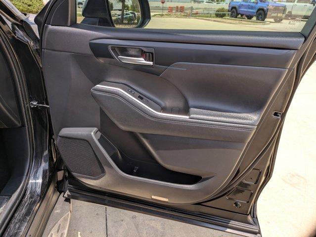 2023 Toyota Highlander Vehicle Photo in SELMA, TX 78154-1460