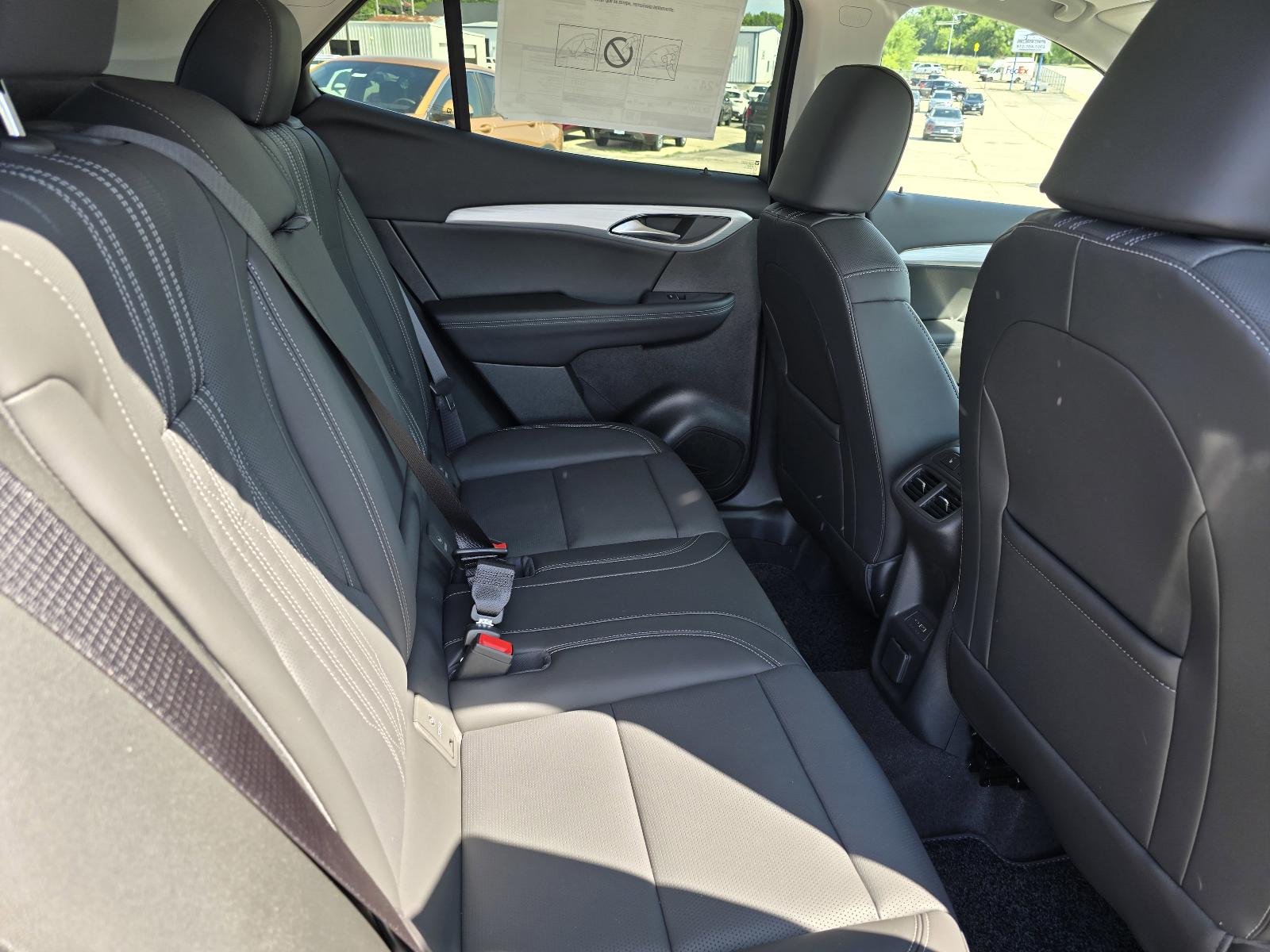 2025 Buick Envision Vehicle Photo in Rolla, MO 65401