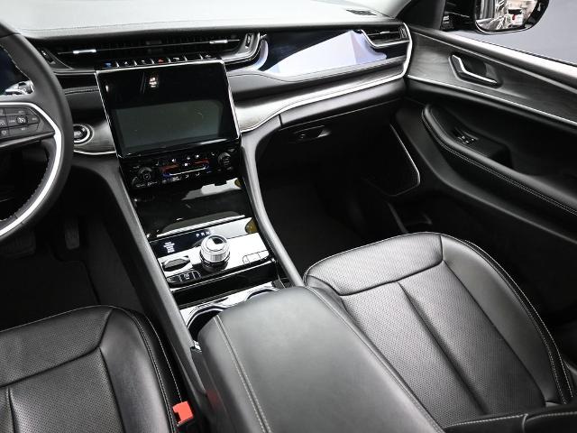 2023 Jeep Grand Cherokee 4xe Vehicle Photo in Cedar Rapids, IA 52402