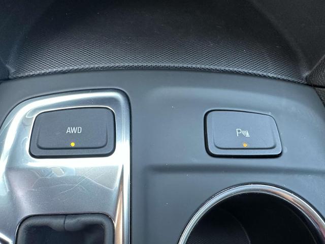 2022 Chevrolet Equinox Vehicle Photo in Roslyn, NY 11576