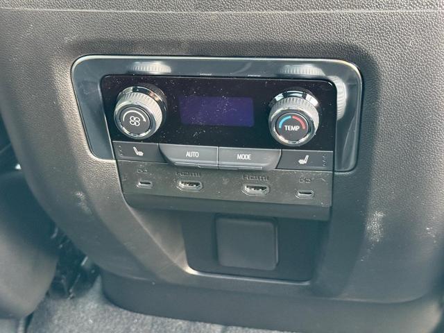 2025 Chevrolet Tahoe Vehicle Photo in COLUMBIA, MO 65203-3903