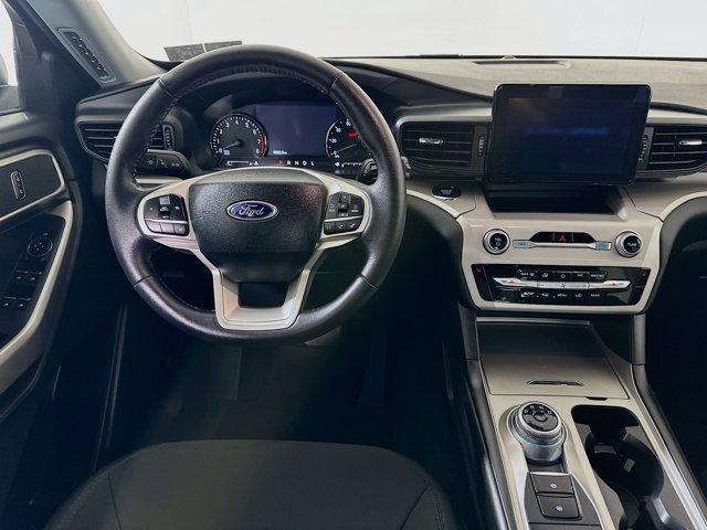 2023 Ford Explorer Vehicle Photo in Doylsetown, PA 18901