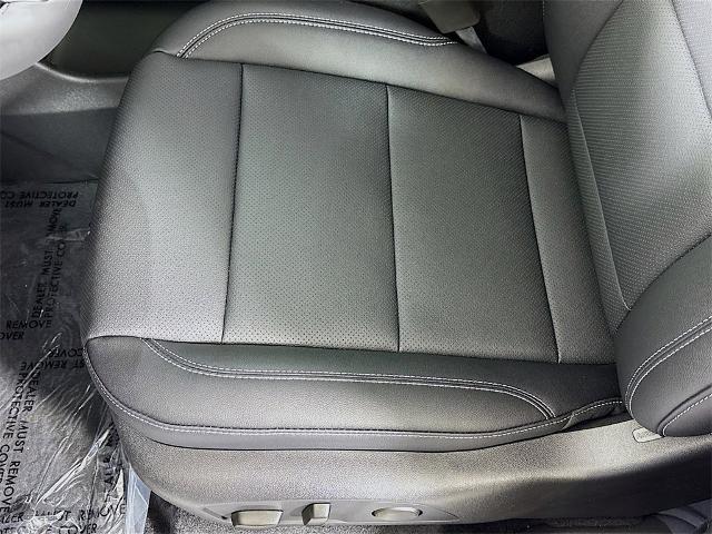 2025 Chevrolet Traverse Vehicle Photo in PUYALLUP, WA 98371-4149