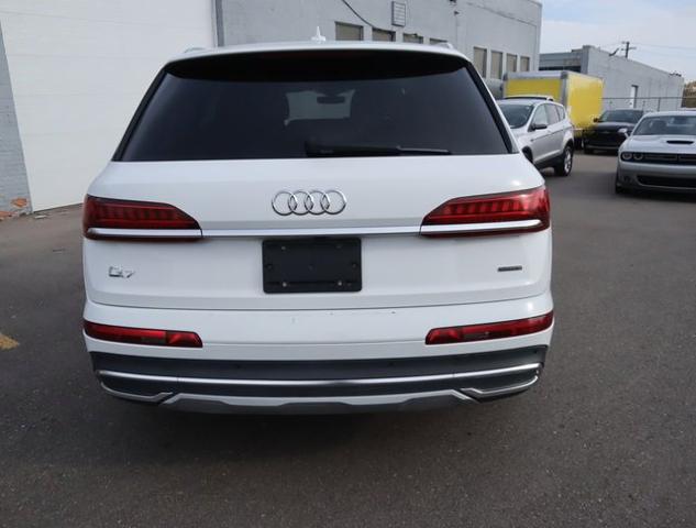 2021 Audi Q7 Vehicle Photo in DETROIT, MI 48207-4102