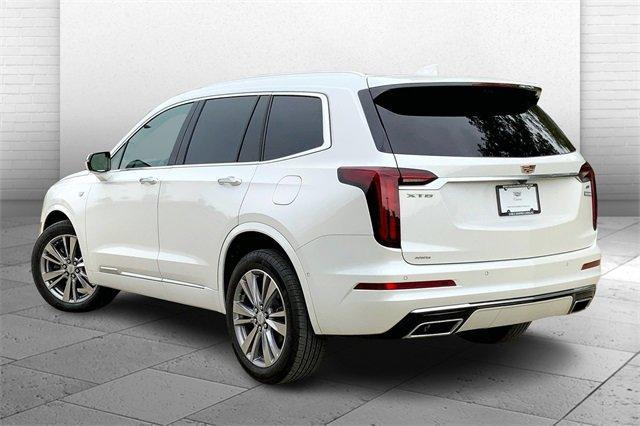 2023 Cadillac XT6 Vehicle Photo in KANSAS CITY, MO 64114-4502