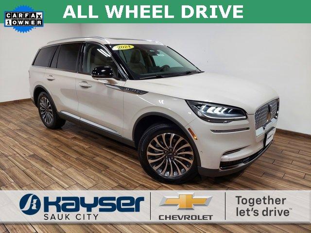 2024 Lincoln Aviator Vehicle Photo in SAUK CITY, WI 53583-1301