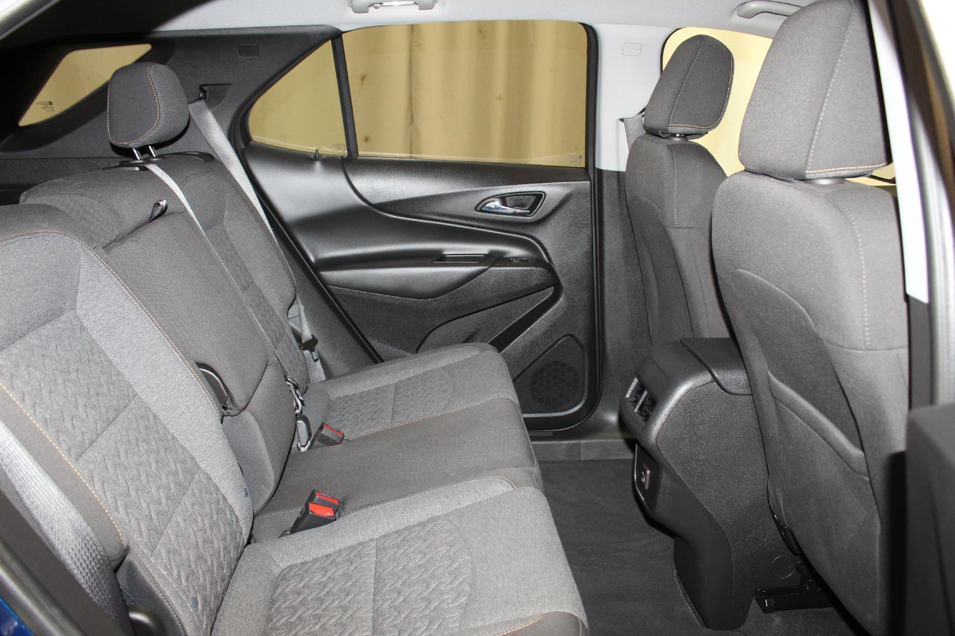 2023 Chevrolet Equinox Vehicle Photo in NORTHAMPTON, MA 01060-1120