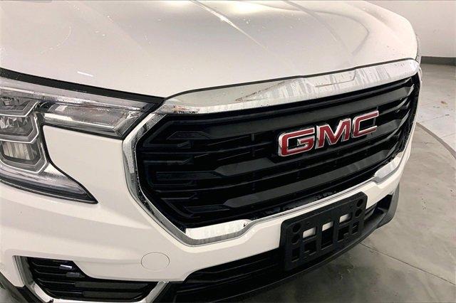 2024 GMC Terrain Vehicle Photo in KANSAS CITY, MO 64114-4502