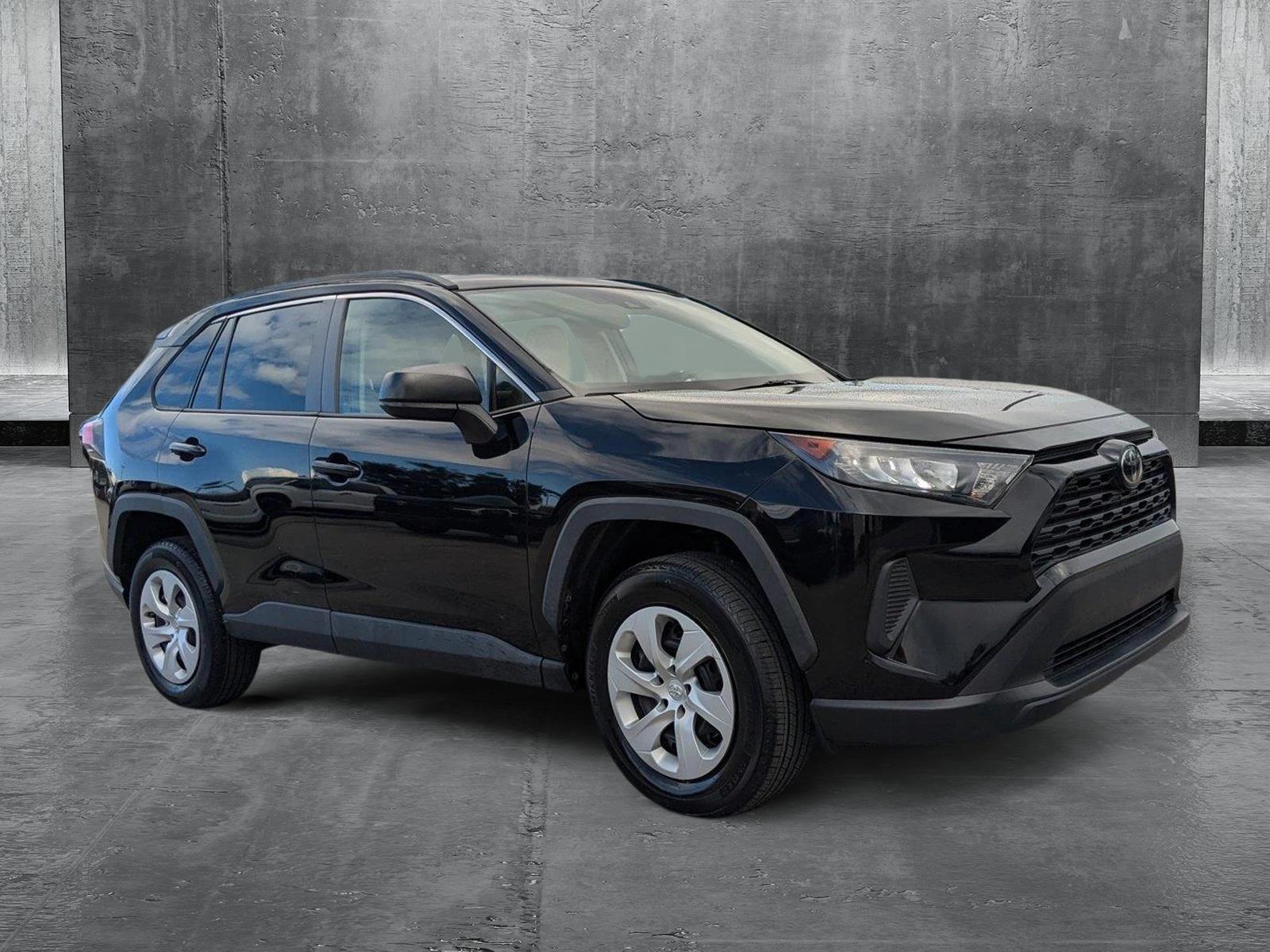 2019 Toyota RAV4 Vehicle Photo in Winter Park, FL 32792