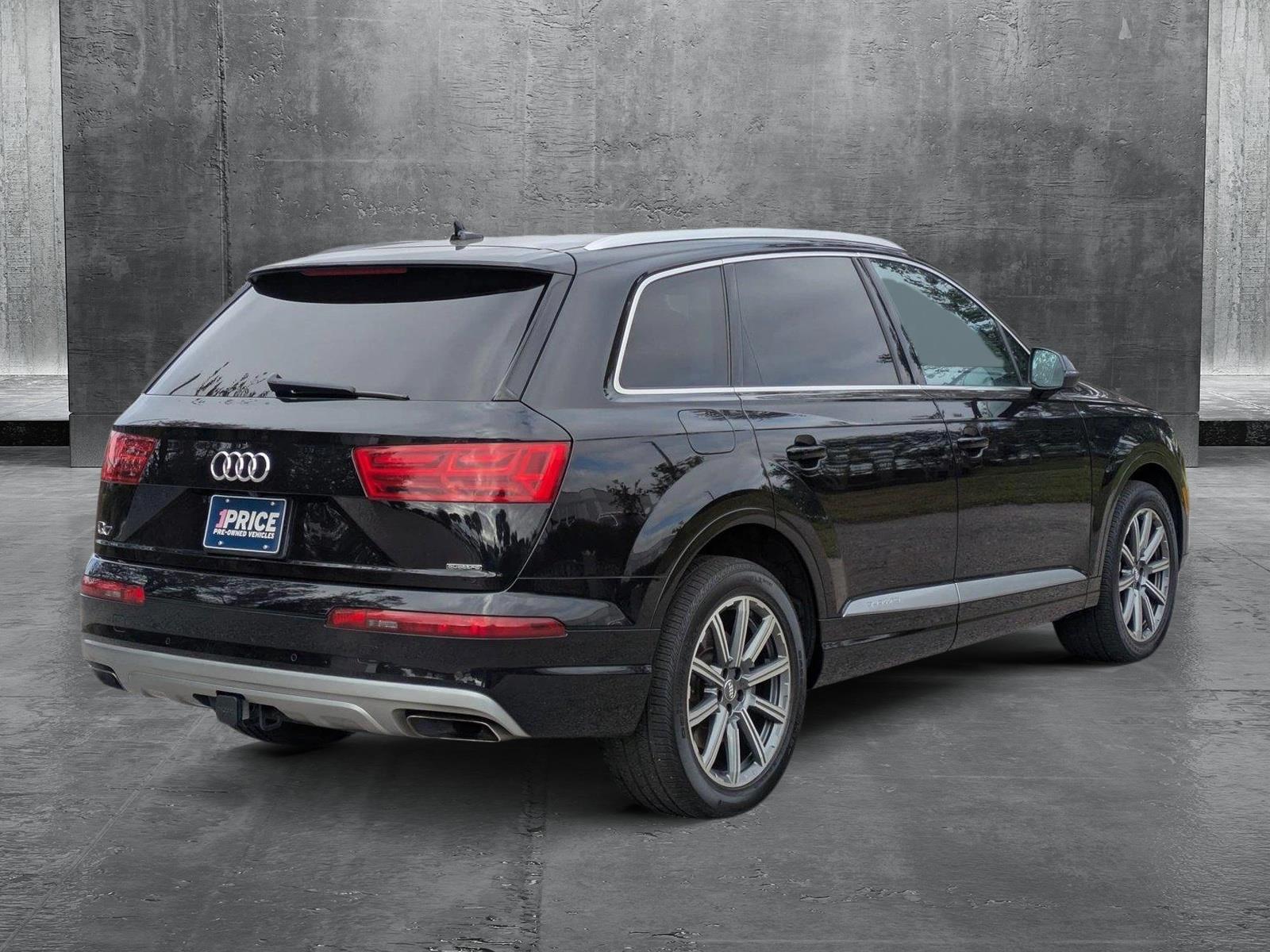 2019 Audi Q7 Vehicle Photo in Sarasota, FL 34231