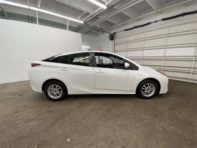 2016 Toyota Prius Vehicle Photo in PORTLAND, OR 97225-3518