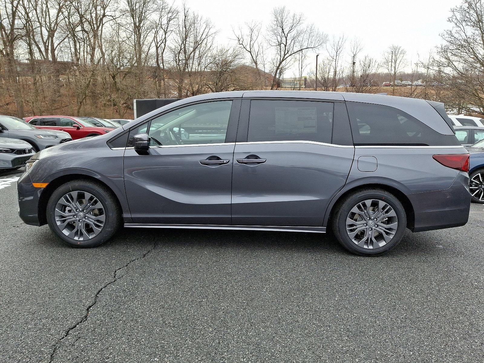 2025 Honda Odyssey Vehicle Photo in Harrisburg, PA 17111