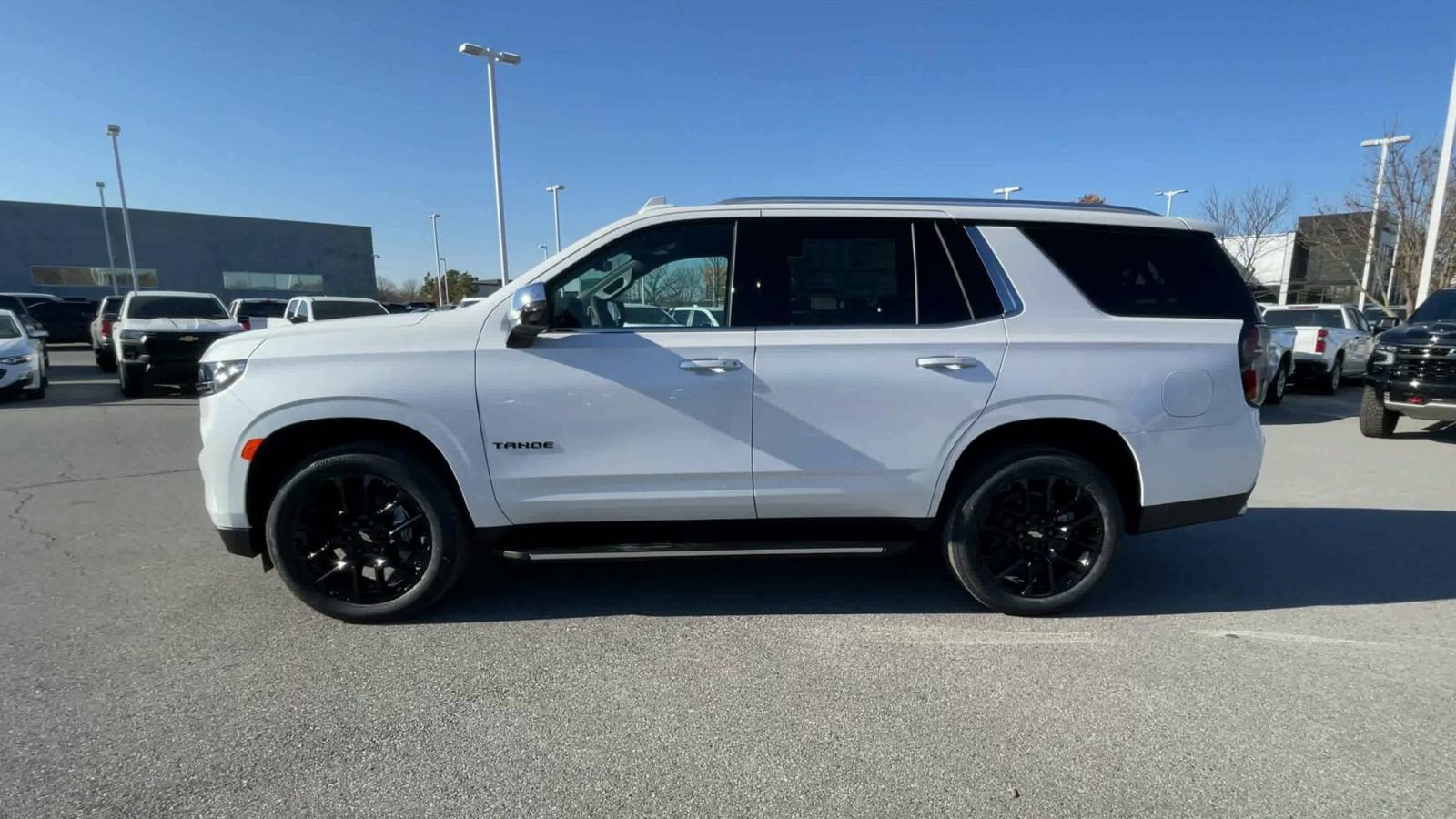 2024 Chevrolet Tahoe Vehicle Photo in BENTONVILLE, AR 72712-4322