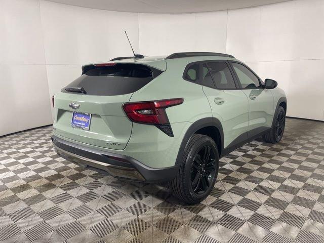 2025 Chevrolet Trax Vehicle Photo in PHOENIX, AZ 85014-3381