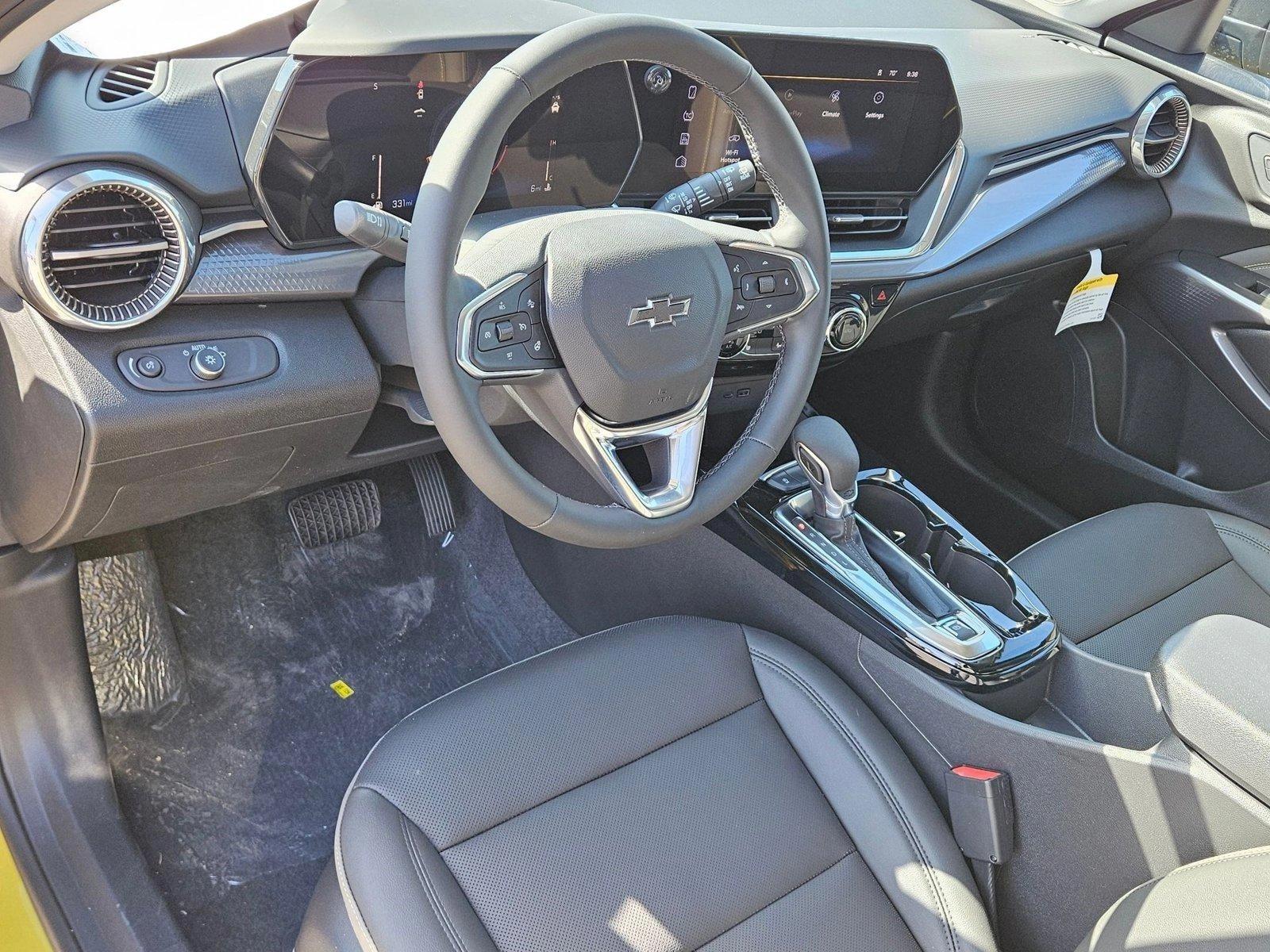 2025 Chevrolet Trax Vehicle Photo in PEORIA, AZ 85382-3715