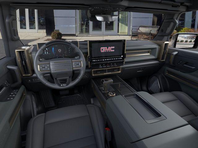 2025 GMC HUMMER EV SUV Vehicle Photo in DANBURY, CT 06810-5034