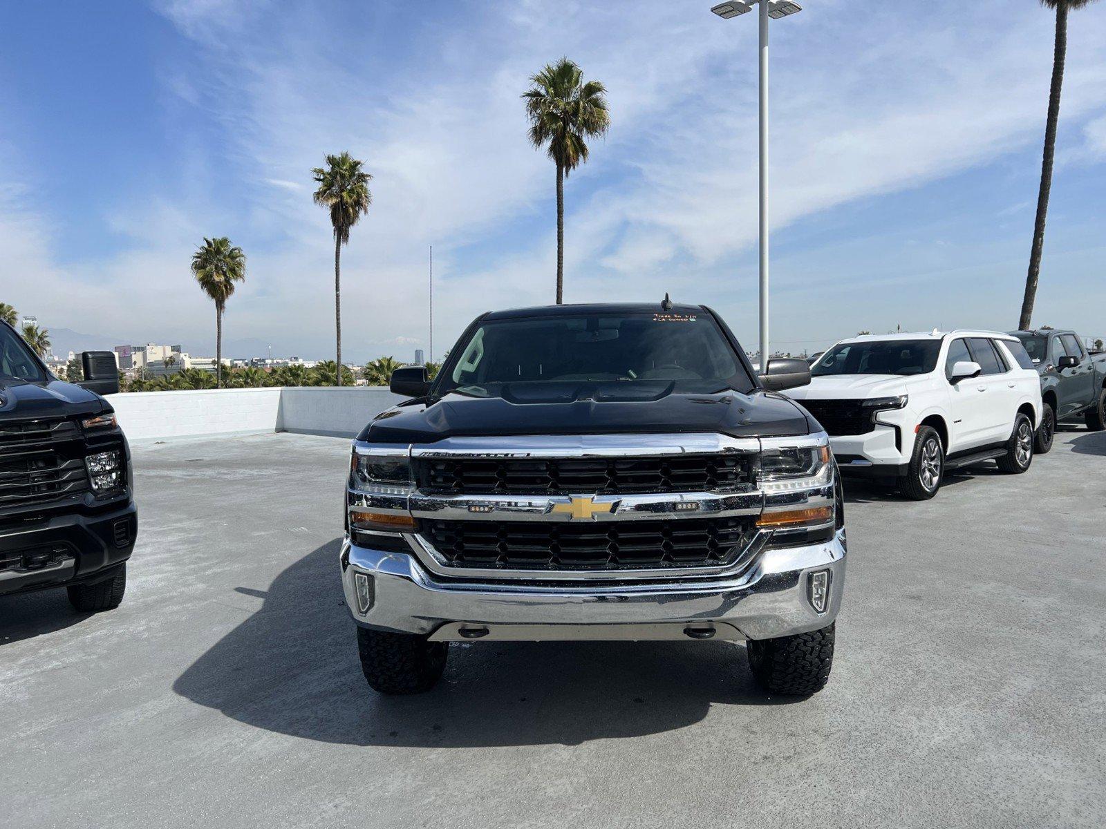 2017 Chevrolet Silverado 1500 Vehicle Photo in LOS ANGELES, CA 90007-3794