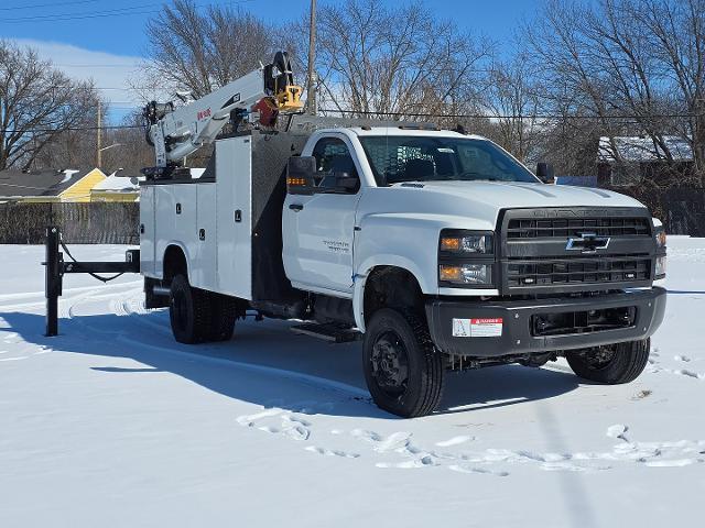 2024 Chevrolet Silverado Chassis Cab Vehicle Photo in INDEPENDENCE, MO 64055-1314