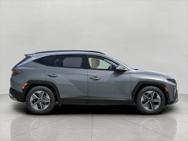 2025 Hyundai TUCSON Hybrid Vehicle Photo in Green Bay, WI 54304