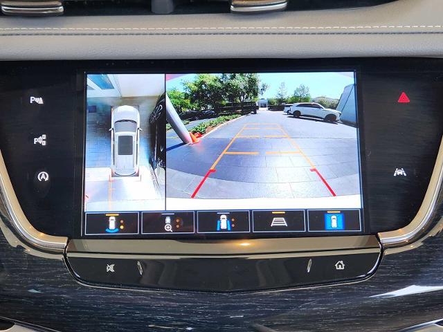 2025 Cadillac XT6 Vehicle Photo in HOUSTON, TX 77079