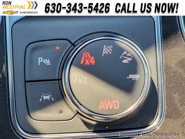 2025 Chevrolet Blazer Vehicle Photo in AURORA, IL 60503-9326