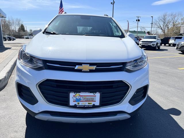 2020 Chevrolet Trax Vehicle Photo in MASSENA, NY 13662-2255