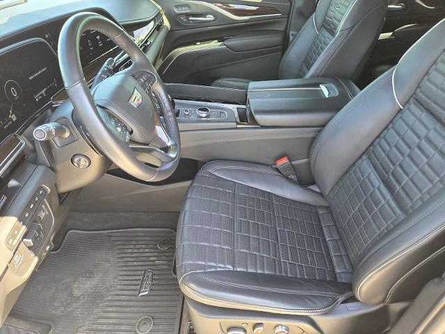 2023 Cadillac Escalade Vehicle Photo in DENTON, TX 76210-9321