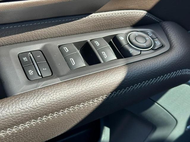 2023 GMC Yukon Vehicle Photo in COLUMBIA, MO 65203-3903