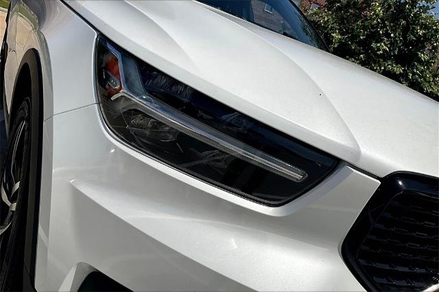 2021 Volvo XC40 Vehicle Photo in Houston, TX 77007