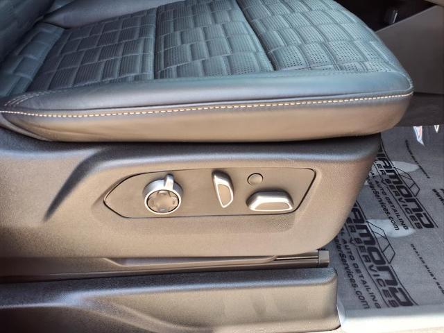 2024 Cadillac Escalade Vehicle Photo in Tampa, FL 33612