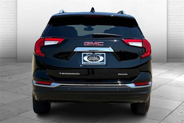 2024 GMC Terrain Vehicle Photo in TOPEKA, KS 66609-0000
