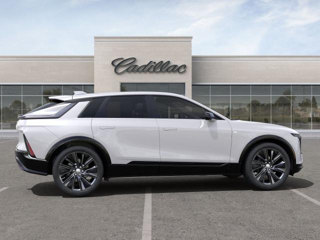2024 Cadillac LYRIQ Vehicle Photo in SMITHTOWN, NY 11787-5023