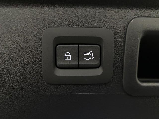 2025 Mazda CX-50 Vehicle Photo in Appleton, WI 54913