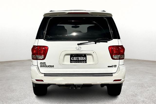 2006 Toyota Sequoia Vehicle Photo in Grapevine, TX 76051