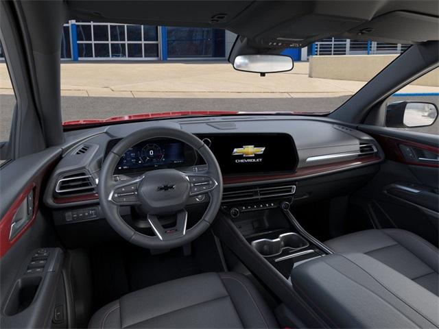 2025 Chevrolet Traverse Vehicle Photo in ENGLEWOOD, CO 80113-6708