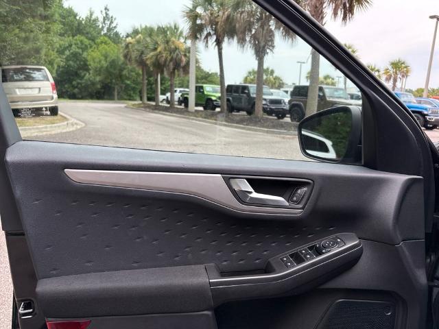 2020 Ford Escape Vehicle Photo in Savannah, GA 31419
