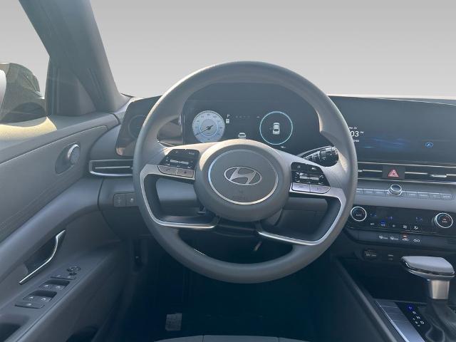 2024 Hyundai ELANTRA Vehicle Photo in Brunswick, GA 31525