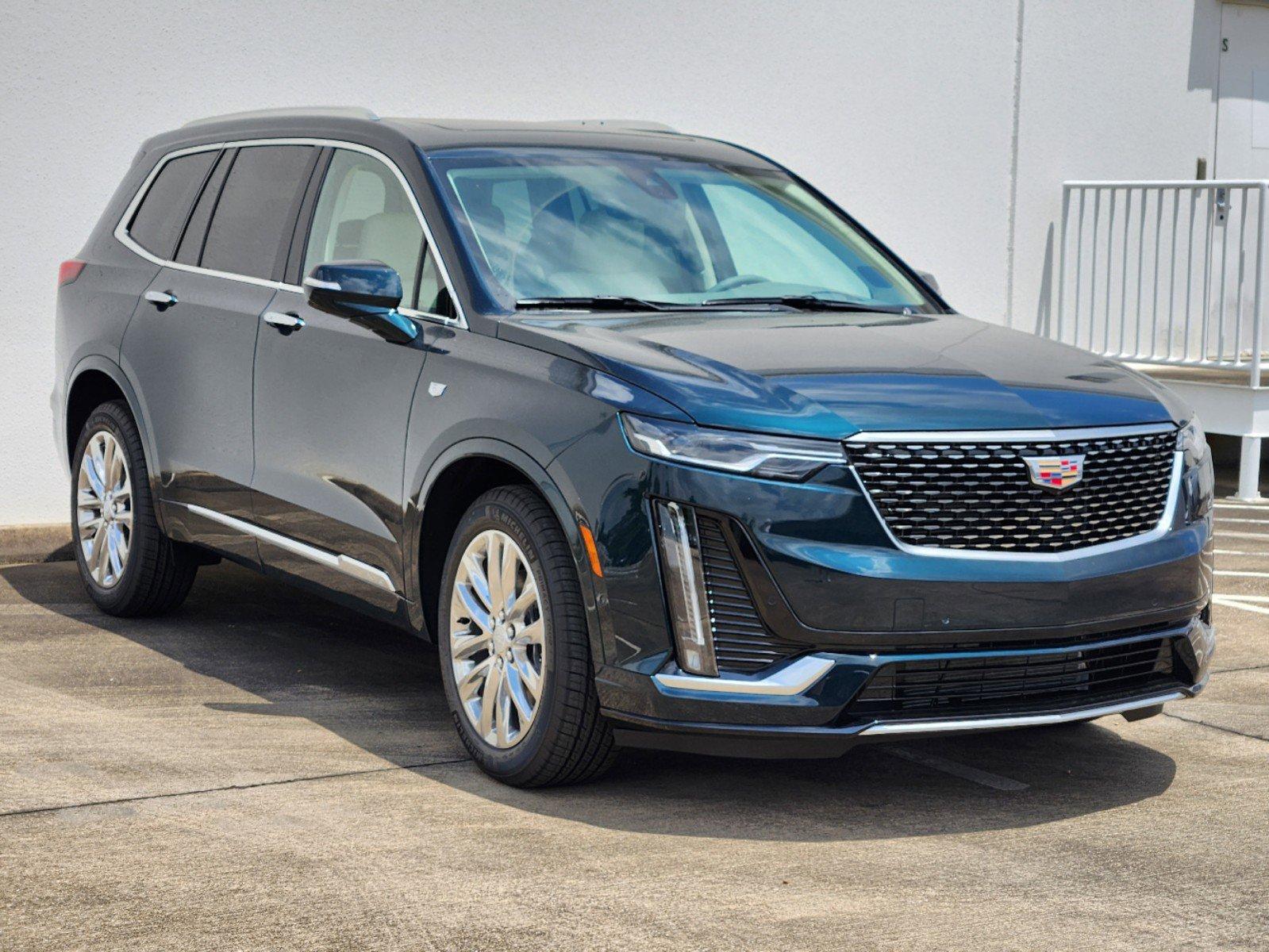 2024 Cadillac XT6 Vehicle Photo in HOUSTON, TX 77079-1502