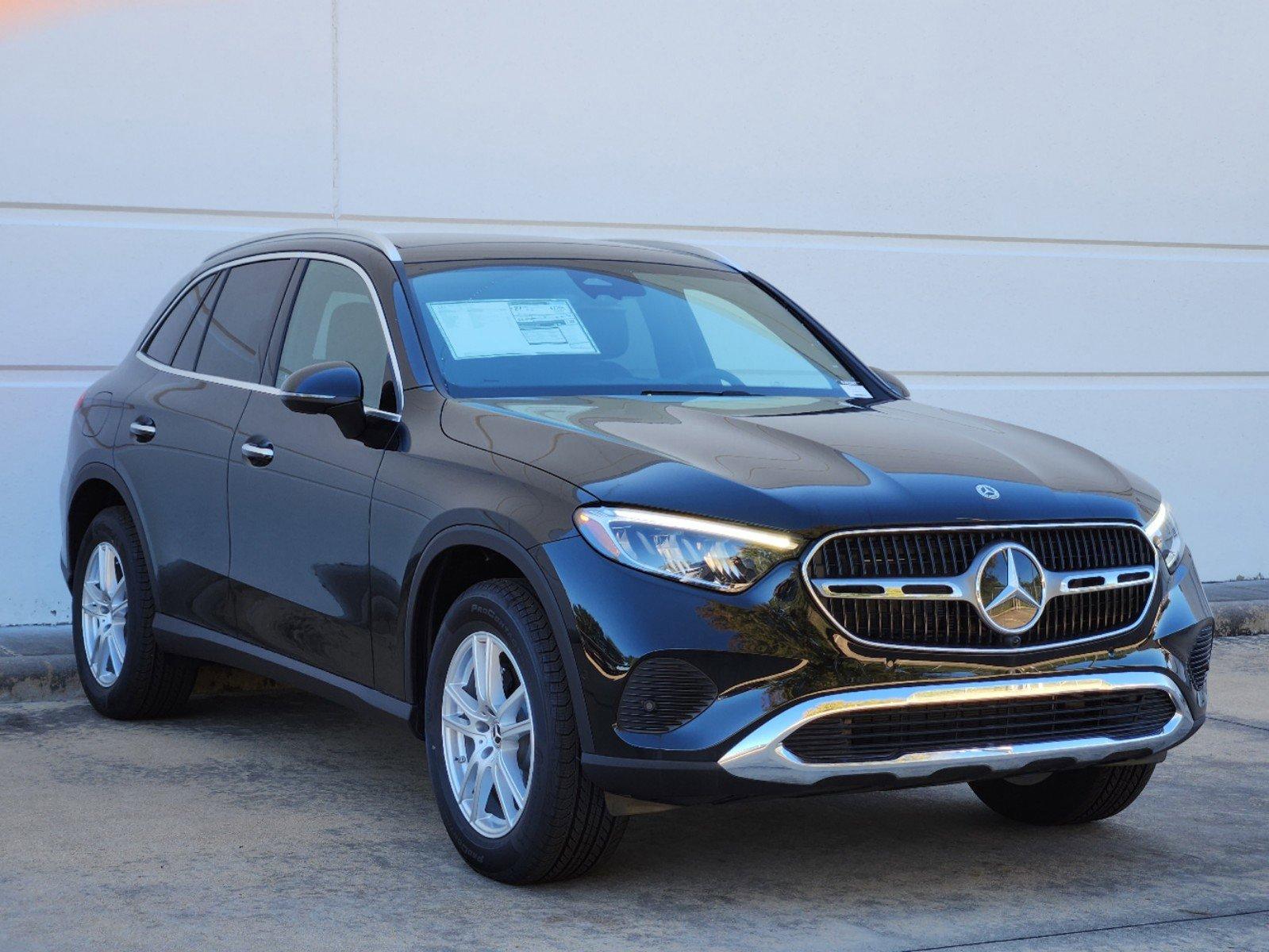 2025 Mercedes-Benz GLC Vehicle Photo in HOUSTON, TX 77079