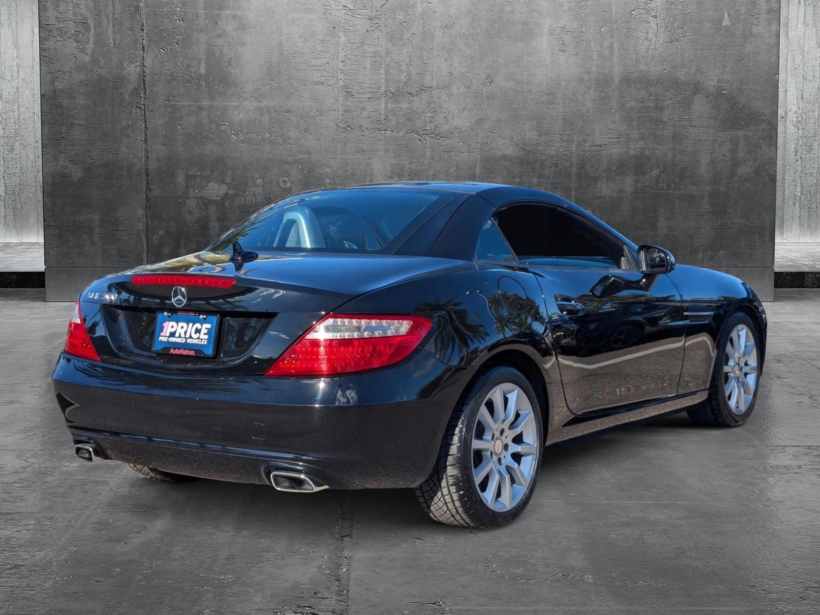 2016 Mercedes-Benz SLK Vehicle Photo in Wesley Chapel, FL 33544