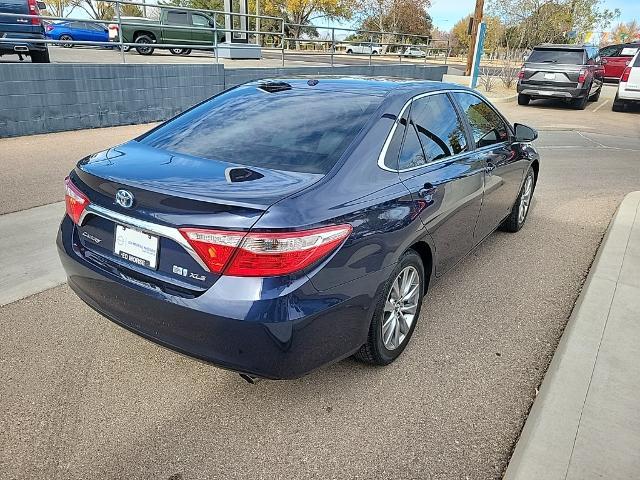 2017 Toyota Camry XLE Hybrid photo 7