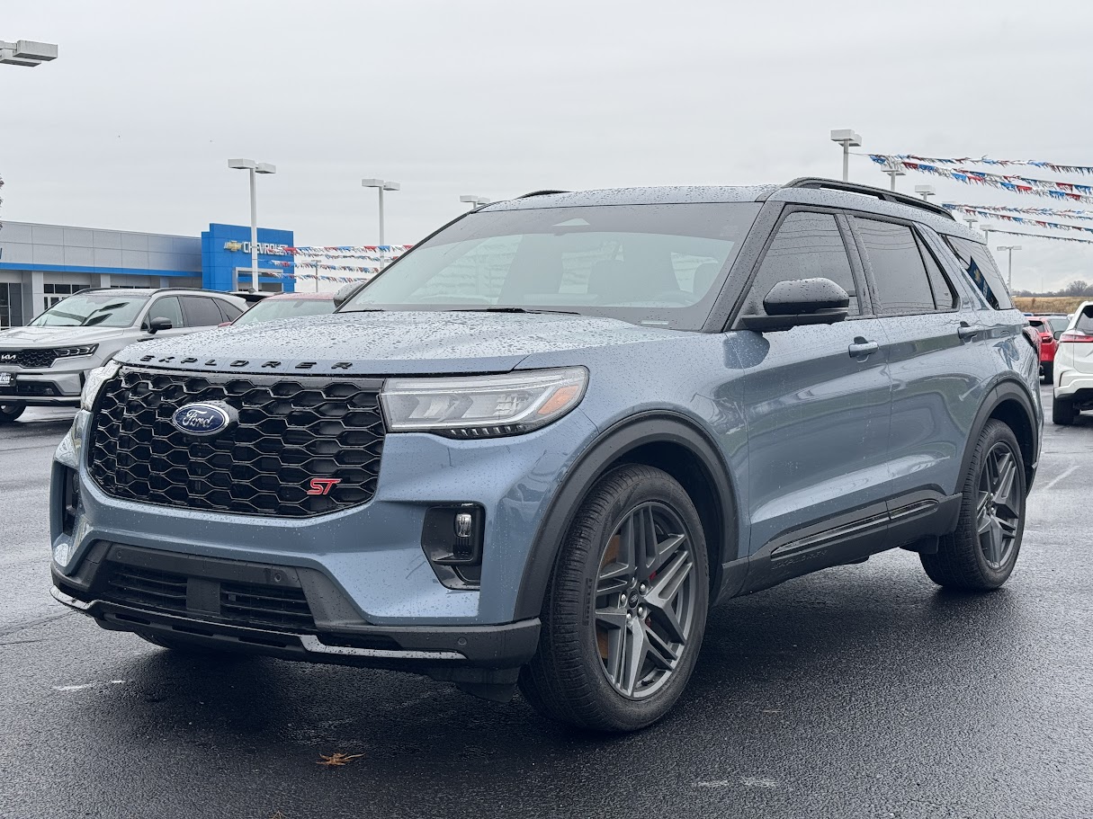 2025 Ford Explorer Vehicle Photo in BOONVILLE, IN 47601-9633