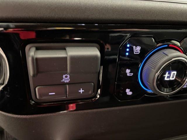 2025 Chevrolet Silverado 1500 Vehicle Photo in PHOENIX, AZ 85014-3381