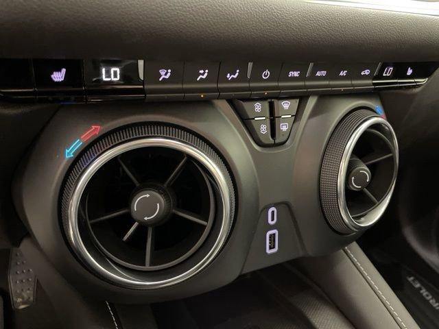2025 Chevrolet Blazer Vehicle Photo in PHOENIX, AZ 85014-3381