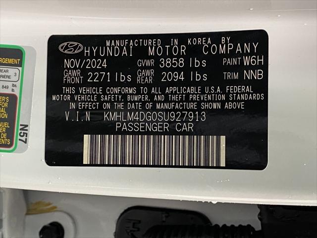 2025 Hyundai ELANTRA Vehicle Photo in Appleton, WI 54913