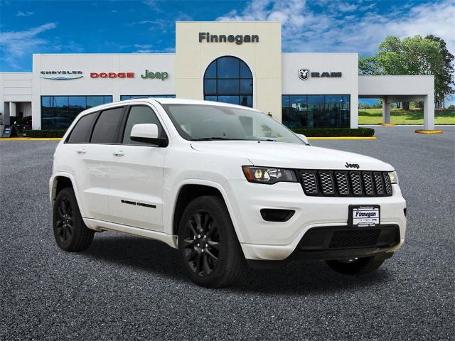 2022 Jeep Grand Cherokee WK Vehicle Photo in ROSENBERG, TX 77471