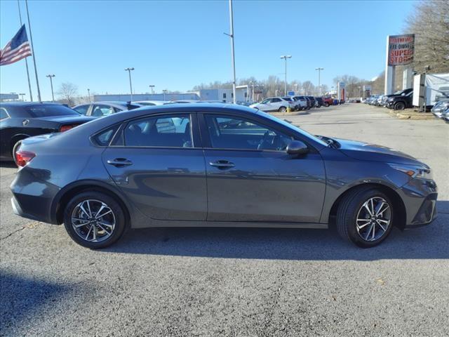 Used 2024 Kia Forte LXS with VIN 3KPF24AD8RE748643 for sale in Clarksville, TN